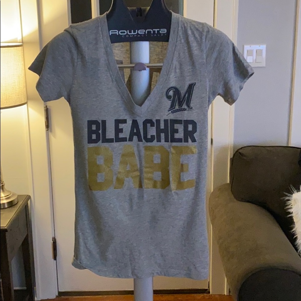 Pink, Brewers T-shirt. Size small